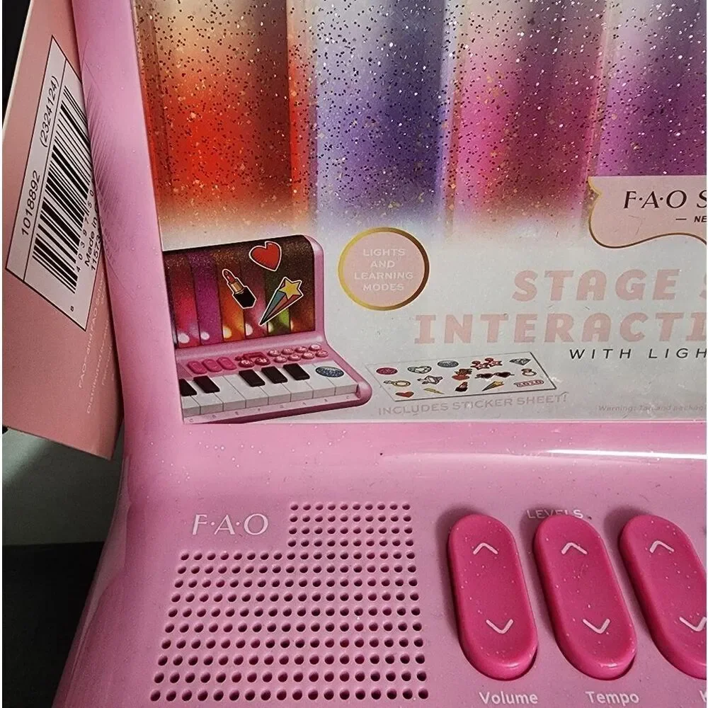 FAO Schwarz Stage Stars Interactive Piano with Lightshow, New